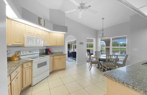Pine Valley Villa | Villa Sandpiper, capacidad para 6 personas, piscina privada climatizada, Rotonda, Florida