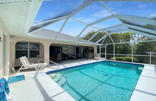 Pine Valley Villa | Villa Sandpiper, capacidad para 6 personas, piscina privada climatizada, Rotonda, Florida