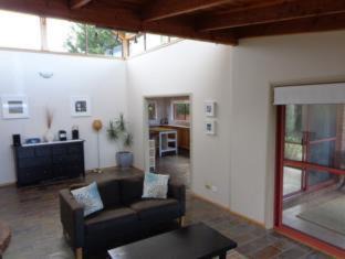 Douglas River Hotel | Sandpiper Ocean Cottages