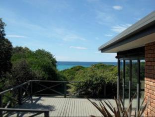 Douglas River Hotel | Sandpiper Ocean Cottages