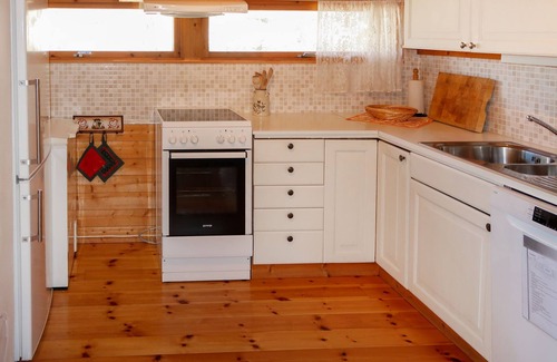 Flora Casa | Sandvikfjellet by Interhome