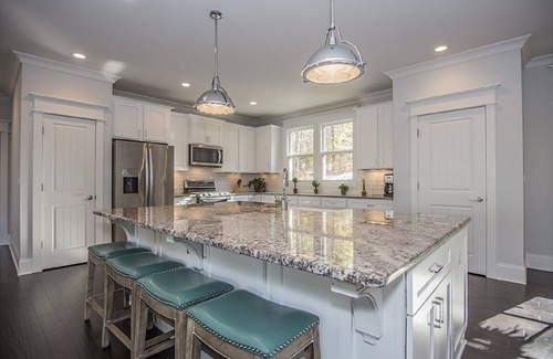 Lake Oconee Casa | Sandy Cove Lake House - Patio, muelle y playa de arena natural @ ¡Nuevo hogar!