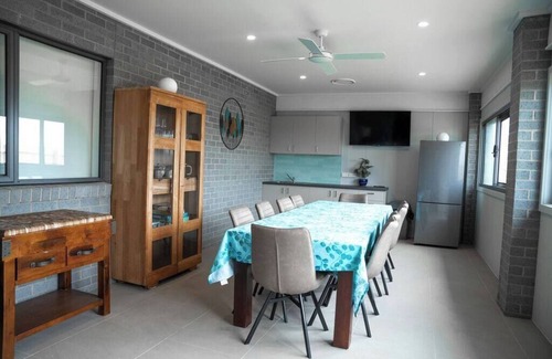 Peterborough Casa | Sandy Feet Retreat Su