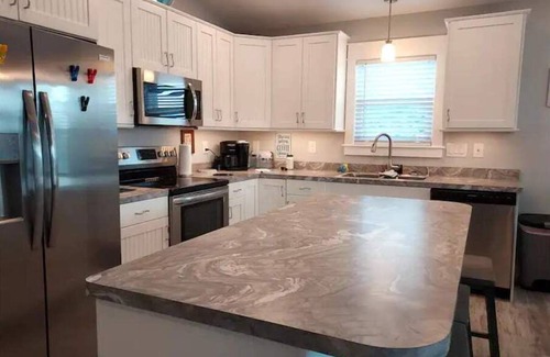 Caffeys Quarters Casa | Sandy Pants OBX/Duck