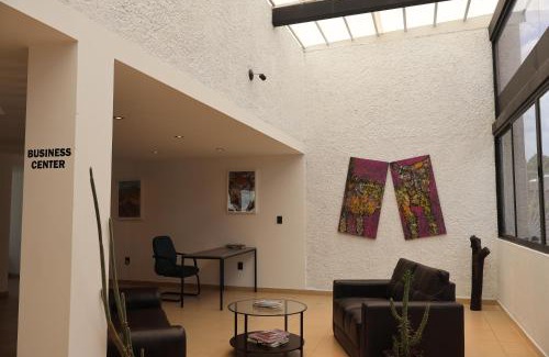 Cuauhtémoc Apartamento | SanRafa Home Office Suites