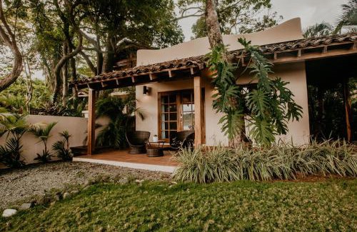 Cambutal Hotel | Sansara Surf Yoga & Resort
