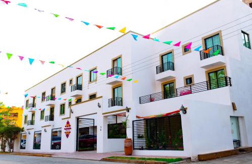 Los Ayala Hotel | Santa Martha Bungalows