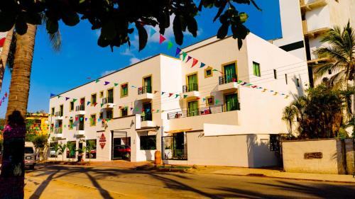 Los Ayala Hotel | Santa Martha Bungalows