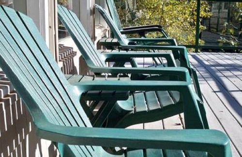 Lyons Casa | "Santiam RiverHaus" "A Private Riverfront Vacation Home Near Salem Oregon"