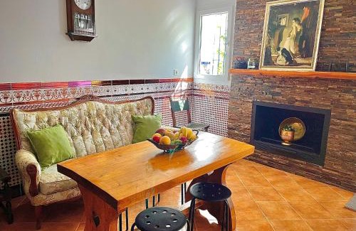 Archidona Casa | Santo Domingo Rural - central & private parking