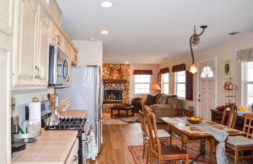 Victor Otro | Sargent Estates Farm House