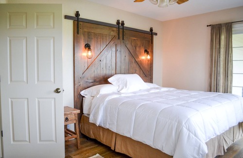 Victor Otro | Sargent Estates Farm House