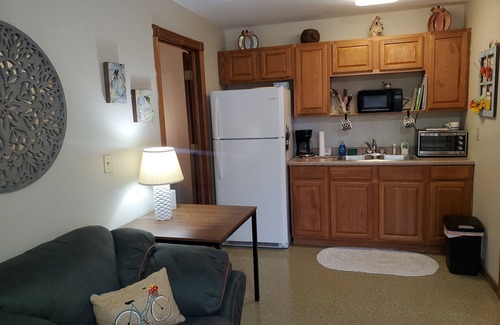 Garfield Apartamento | Sassafras Inn/Unit A --- Close to Marina & Boat Launch; 30 min to Eureka Springs