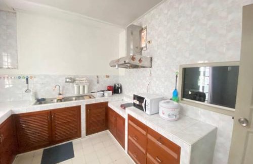 Thung Wat Don Villa | Sathon輕軌附近市中心5房獨棟全明屋各大景點附近