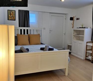 Mosonmagyarovar Casa | Saujana Studio - Lower Ground Retreat