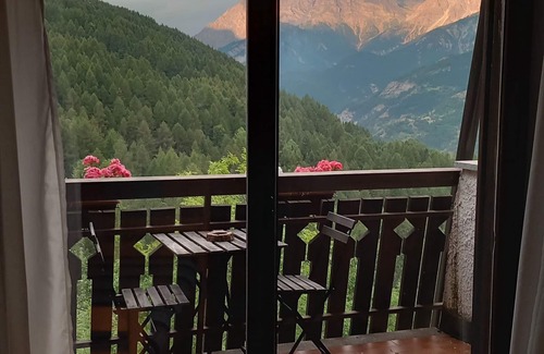 Porto Cervo Apartamento | Sauze D'oulx - Italie - Joli Studio Avec une Superbe vue sur les Montagnes