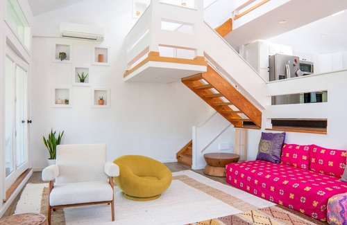 Brewster Casa | Scandinavian Peaceful Oasis, Mountain View, hot tub