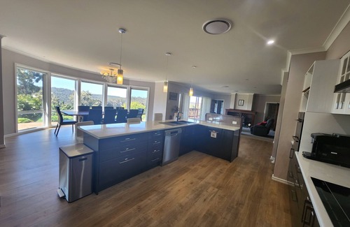 Quinninup Casa | Scarlet Woods Big House (minimum 3 night stay)