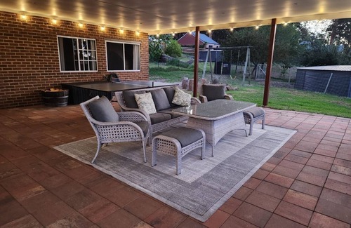 Quinninup Casa | Scarlet Woods Big House (minimum 3 night stay)