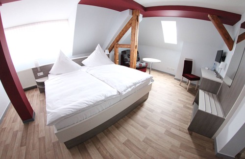 Schoeningen Hotel | Schloss Hotel Schöningen