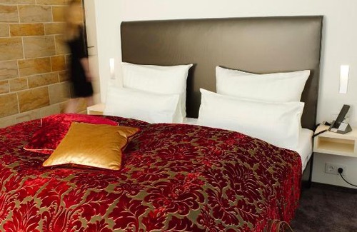 Bad Bergzabern Hotel | Schlosshotel Bergzaberner Hof