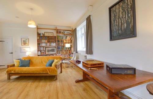 South Brent Casa | School House