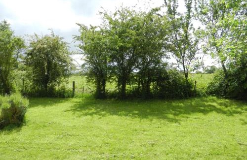 Hook Hotel | Schoolhouse Restaurant and Hotel