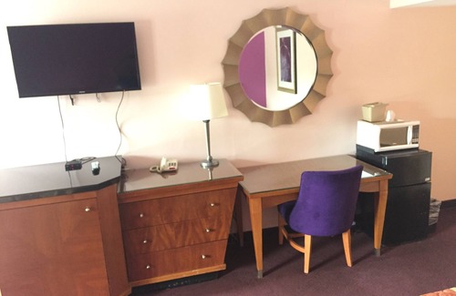 Newtonville Hotel | Scottish Inns Albany