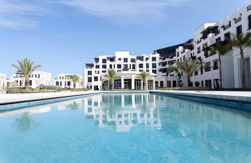 Nardaran Apartamento | Sea Breeze Resort, Beachfront apartment with a balcony and sea view