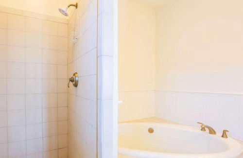 Folly Beach Casa | Sea Breeze Villa