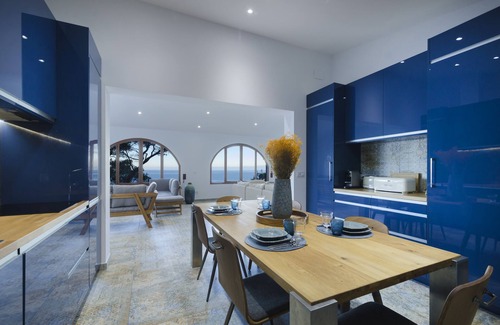 Banyalbufar Chalet De Esquí | Chalet frente al mar con vistas únicas