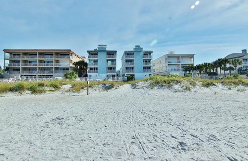 Indian Rocks Beach Hotel | Sea Isle Villas F