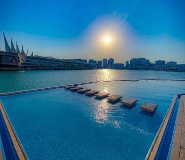 Muharraq Hotel | Sea Loft Villas