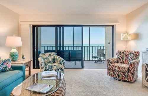 Boca Grande Condominio | Sea Oats 215 2 Bedroom Home by RedAwning