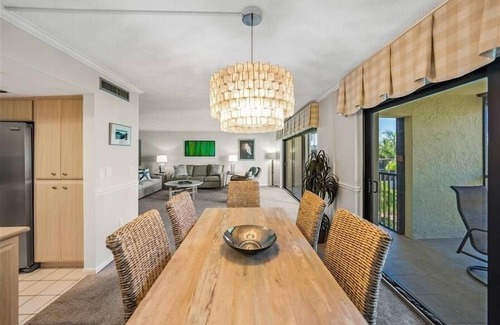 Boca Grande Condominio | Sea Oats 335 2 Bedroom Condo by RedAwning