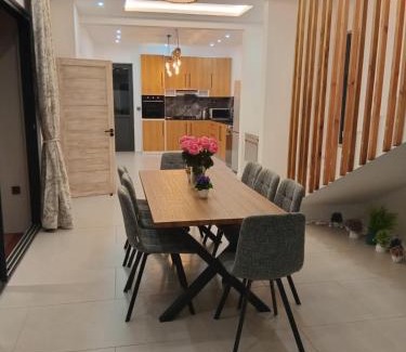 Pereybere Villa | Sea Rock Villa