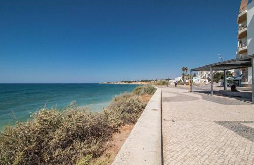 Armacao de Pera Apartamento | Sea Side Apartment by SIDE VILLAS