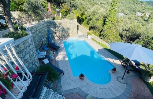 Pieve Ligure Villa | Sea South front property1/2acre.Gardens pool hydro