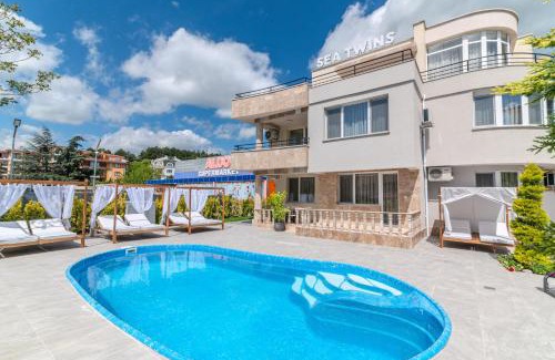 Sunny Beach Apartamento | Sea Twins Luxury Aparthotel - 150 m from the beach