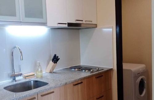 Mactan Export Processing Zone Condominio | Sea view condo for short term or long term rental in Mactan Newtown. One