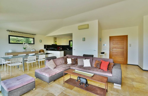 Cirendinu Villa | Sea View Villa 180 - Piscina climatizada - Playas 2 min - 5 dormitorios - Wifi Clim