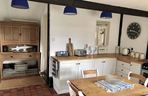 West Mersea Cabaña | Casa de cuatrocientos años con características originales y comodidades modernas.