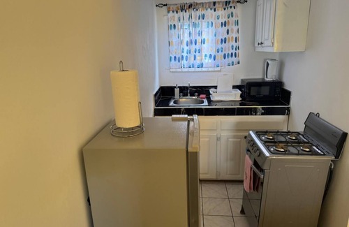 West End Hotel | SeaEsta Negril