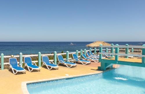 Antoneys Cay Hotel | Seagrape Plantation Resort & Dive Center