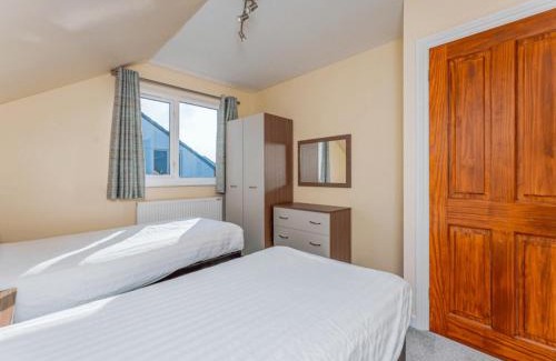 Woolacombe Villa | Seascape Villa 2 at Golden Coast Leisure Park F