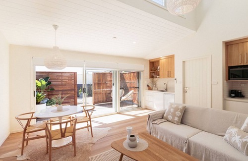 Dolphin Point Casa | Seaside Escape - The ultimate beachside retreat nestled on the shores of Dolphin Point Beach