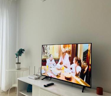 Tamariss Apartamento | Seaside studio with pool