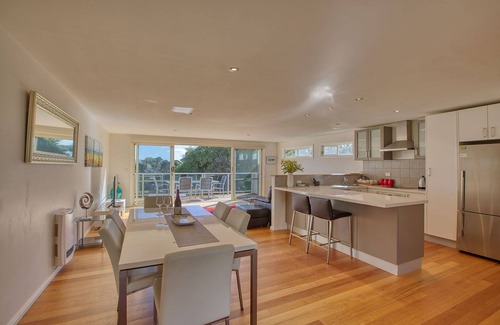 Binalong Bay Casa | Seaview Apartment