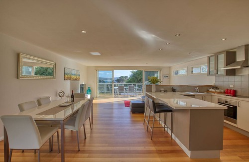 Binalong Bay Casa | Seaview Apartment