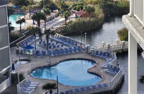 Arcadian Shores Apartamento | Seawatch Resort Family-friendly, 1-bedroom with ocean view and beach access.